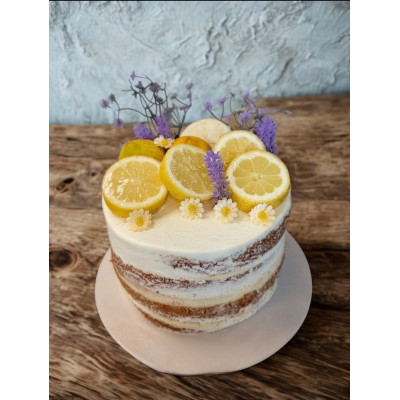 Custom birthday cake – Artisan layer cake Brussels, Wooly Pâtisserie