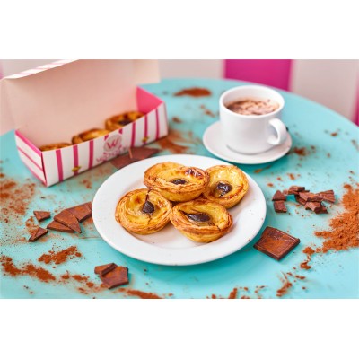 Ambachtelijke Pastel de Nata – Krokant bladerdeeg, gekarameliseerde vanillecrème, Wooly Banketbakkerij Brussel
